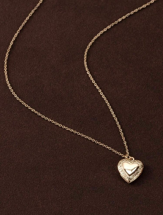 Dainty Heart Locket