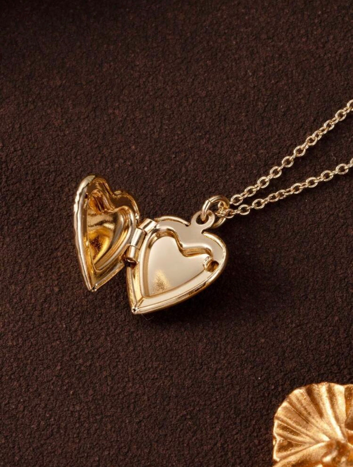 Dainty Heart Locket